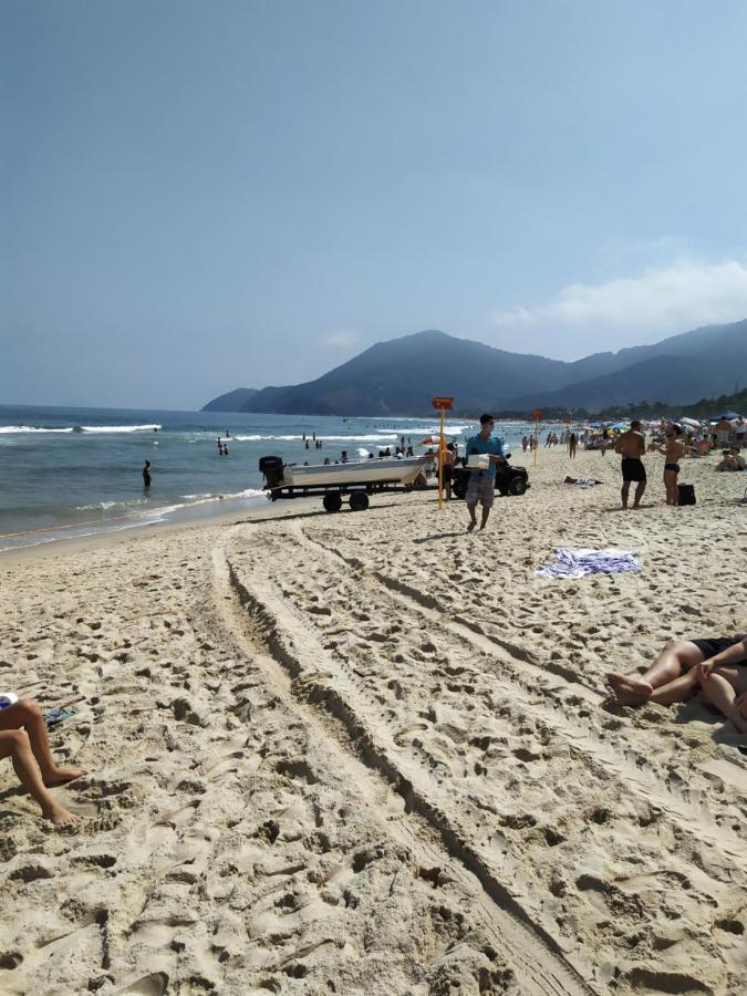 Casa Na Praia De Maresias Em Condominio Com Piscina Aquecida Na Av Principal De 马利西亚斯 外观 照片